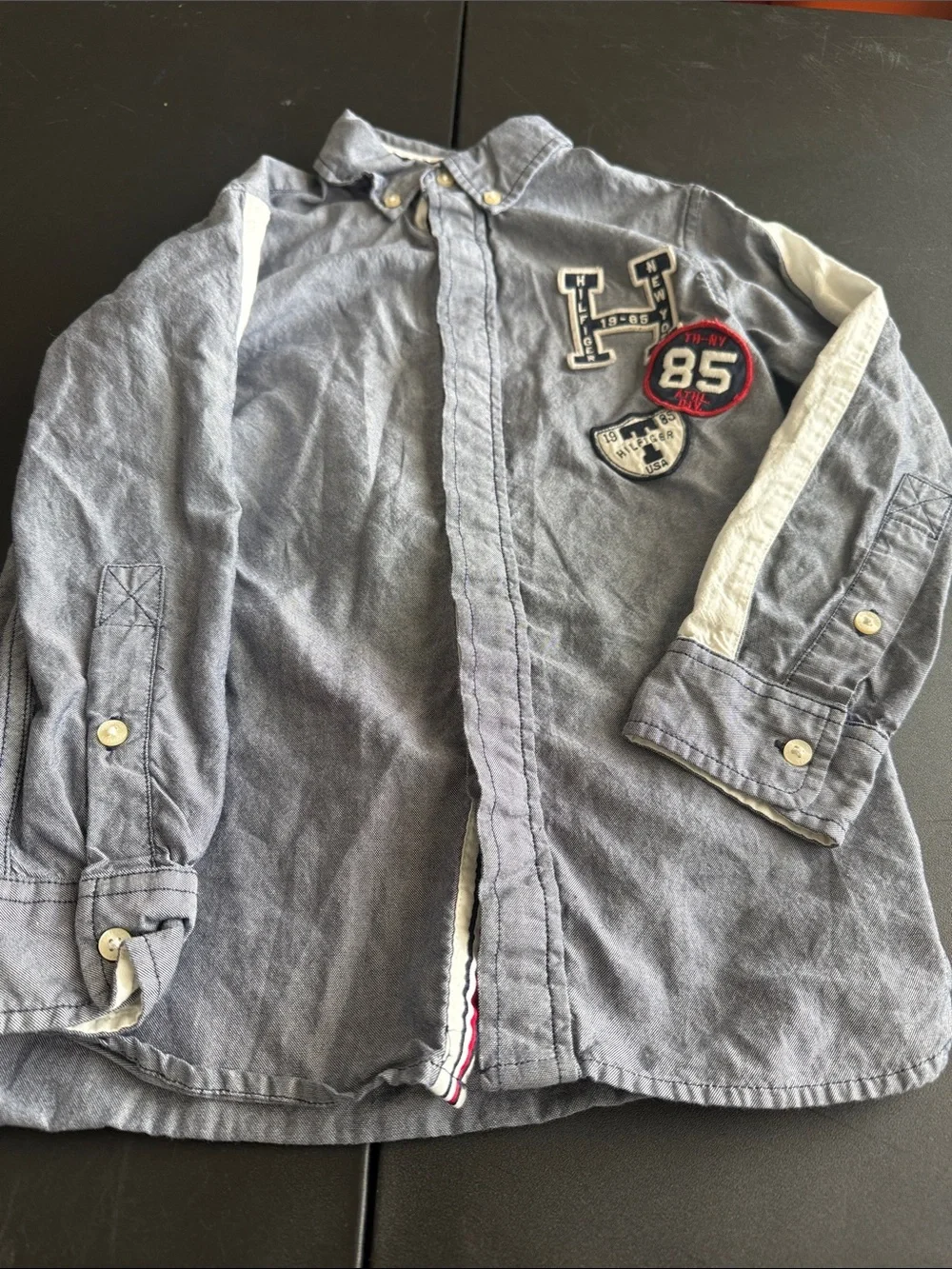 Tommy Hilfiger Boys Button-Down Shirt in Light Blue with Red Patch